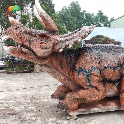 โมเดลไทริเซราโตปส์แบบอนิมาทรอนิกส์ สําหรับตกแต่งสวนสนุก